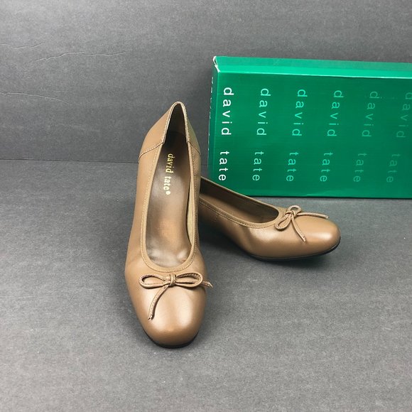 NWB David Tate Tammy Women's Pump - Picture 2 of 4